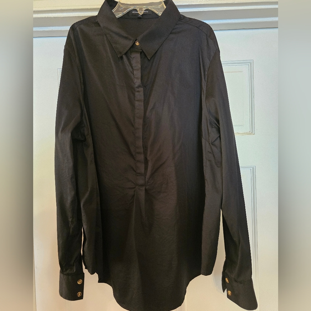 Womens Universal Standard Elegant Black Dress Shirt